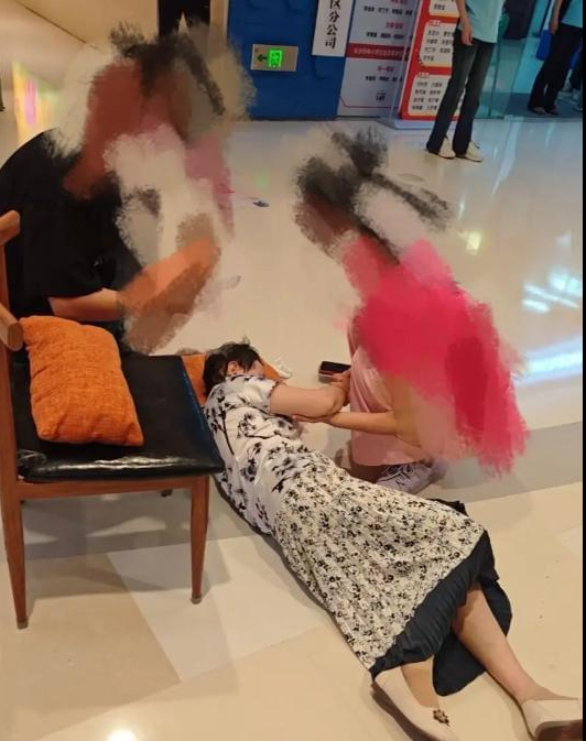 Bức ảnh này dự báo tương lai của đứa trẻ: Đến một lúc nào đó, chính cha mẹ sẽ là người gánh lấy hậu quả- Ảnh 2.