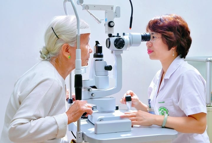 Giám đốc BV Bạch Mai nêu 3 giải pháp tài chính để người dân được miễn viện phí- Ảnh 2.