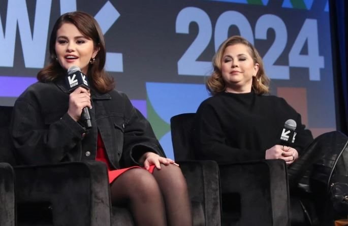 Startup của Selena Gomez vừa sa thải 60% nhân viên vì khủng hoảng tiền mặt, đang nợ tiền nhà cung cấp- Ảnh 2. Startup của Selena Gomez vừa sa thải 60% nhân viên vì khủng hoảng tiền mặt, đang nợ tiền nhà cung cấp- Ảnh 2.