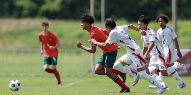 Con trai Ronaldo liệu có thể đạt đến đẳng cấp của bố?- Ảnh 3.