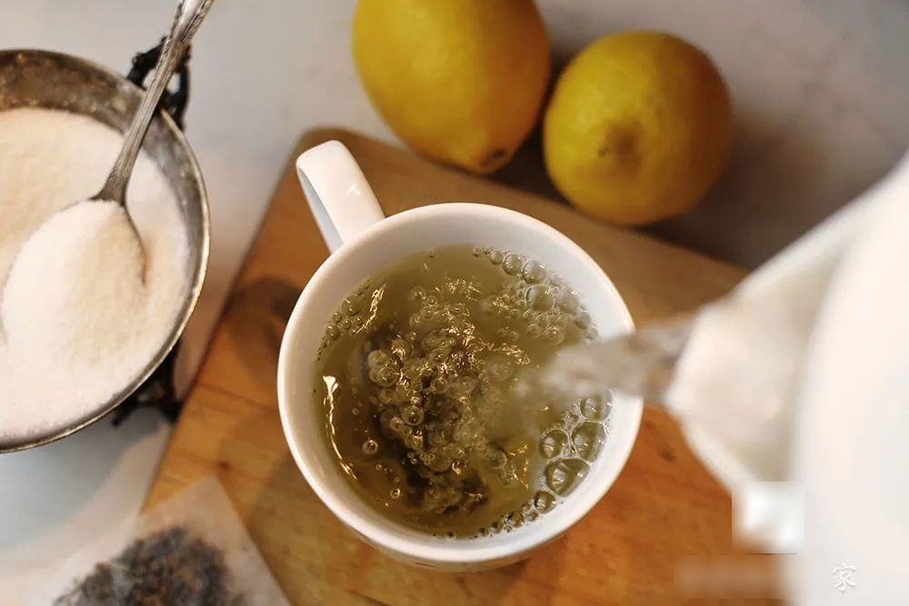 Khuyên chân thành: 6 loại cốc này biến nước nóng thành "thuốc độc" cần bỏ ngay nhưng nhà nào cũng có- Ảnh 5.