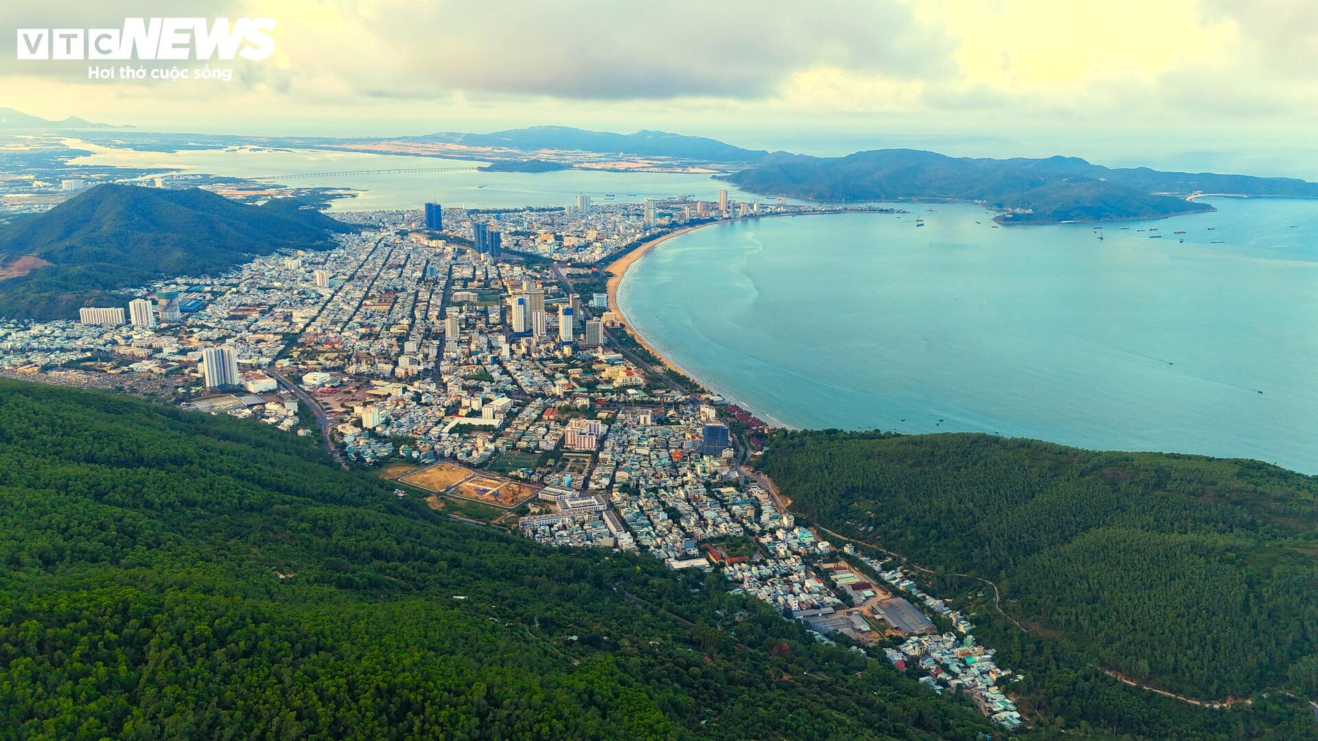 Khám phá Vũng Chua- ‘nóc nhà’ mây phủ của phố biển Quy Nhơn- Ảnh 8.