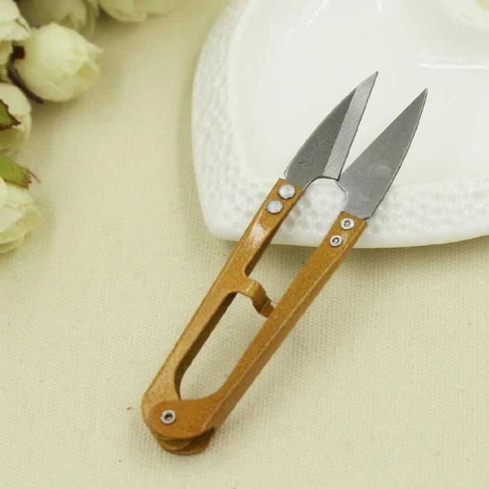 Tưởng đặt 5 thứ này ở đầu giường sẽ tiện, nào ngờ chúng 
