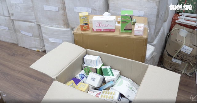 Cận cảnh hơn 100 tấn thực phẩm chức năng, thiết bị y tế giả do Phạm Ngọc Tiến và vợ cầm đầu- Ảnh 9. Cận cảnh hơn 100 tấn thực phẩm chức năng, thiết bị y tế giả do Phạm Ngọc Tiến và vợ cầm đầu- Ảnh 9.