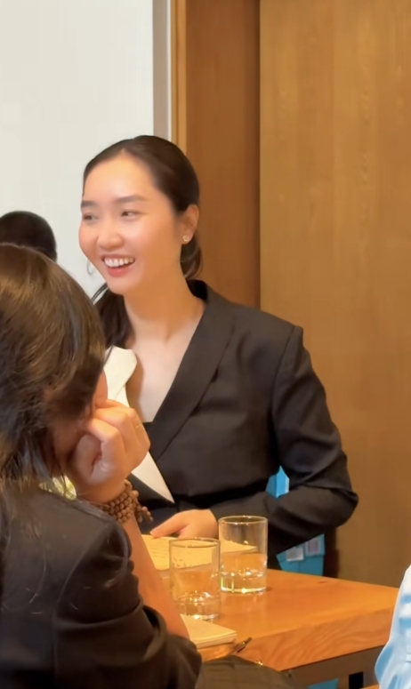 Ngoại hình của em gái Cường Đô La ở hiện tại gây chú ý- Ảnh 3.