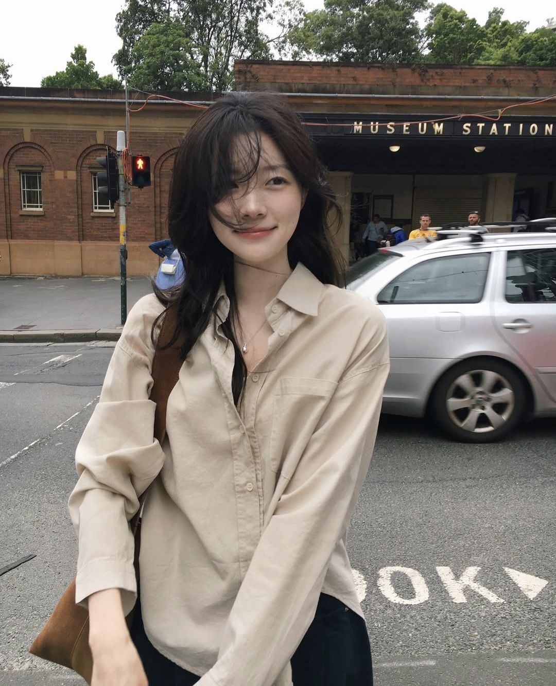 "Đôi giày giá 900k, vậy mua 1 chiếc giày mất bao nhiêu tiền?", nữ ứng viên trả lời một câu mà được gọi đi làm ngay- Ảnh 1.