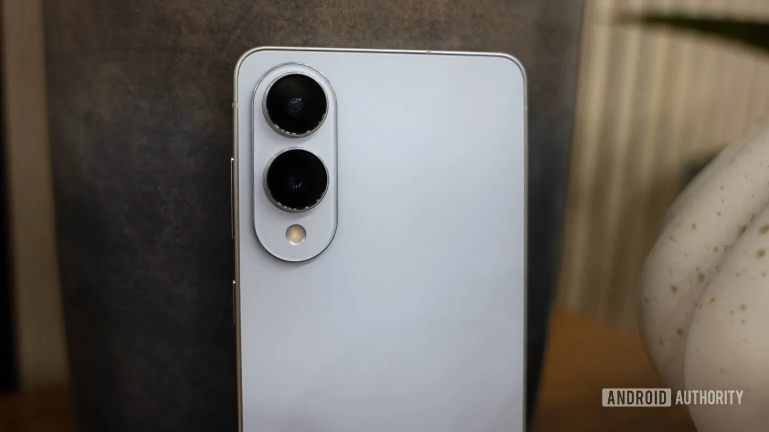 Chuyên gia công nghệ: "Không chọn Galaxy S25 Edge pin yếu, tôi mua mẫu điện thoại này đáng tiền hơn"- Ảnh 4.