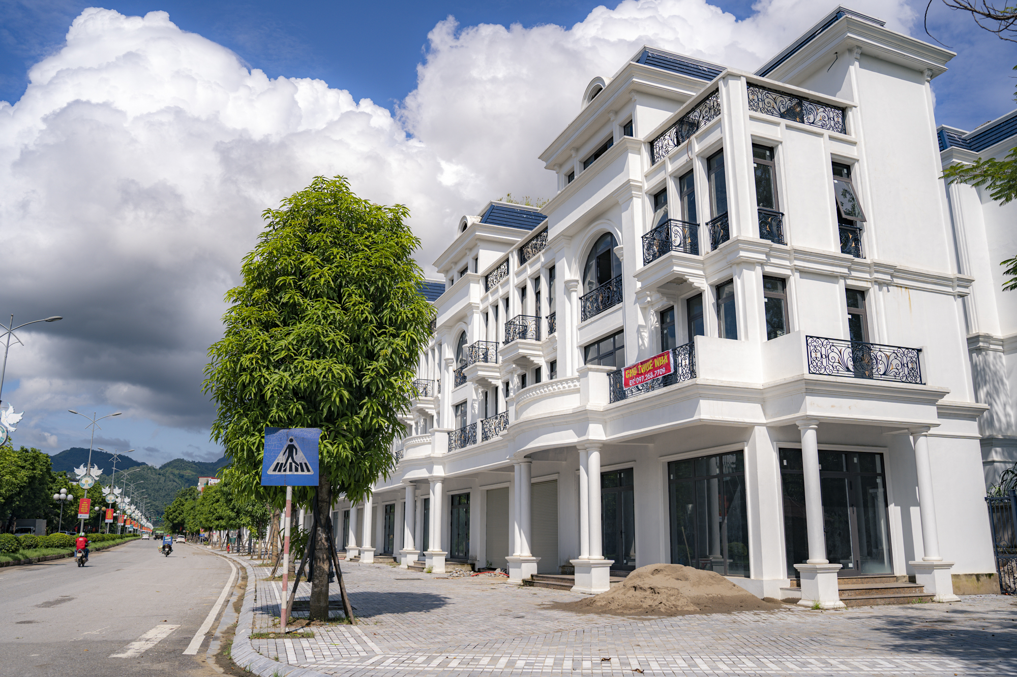 Tỉnh Tây Bắc sát vách Hà Nội, được Sun Group, Geleximco, Sudico…đổ về, đang tìm chủ đầu tư cho 3 khu đô thị lớn trị giá hơn 11.000 tỷ đồng- Ảnh 2.