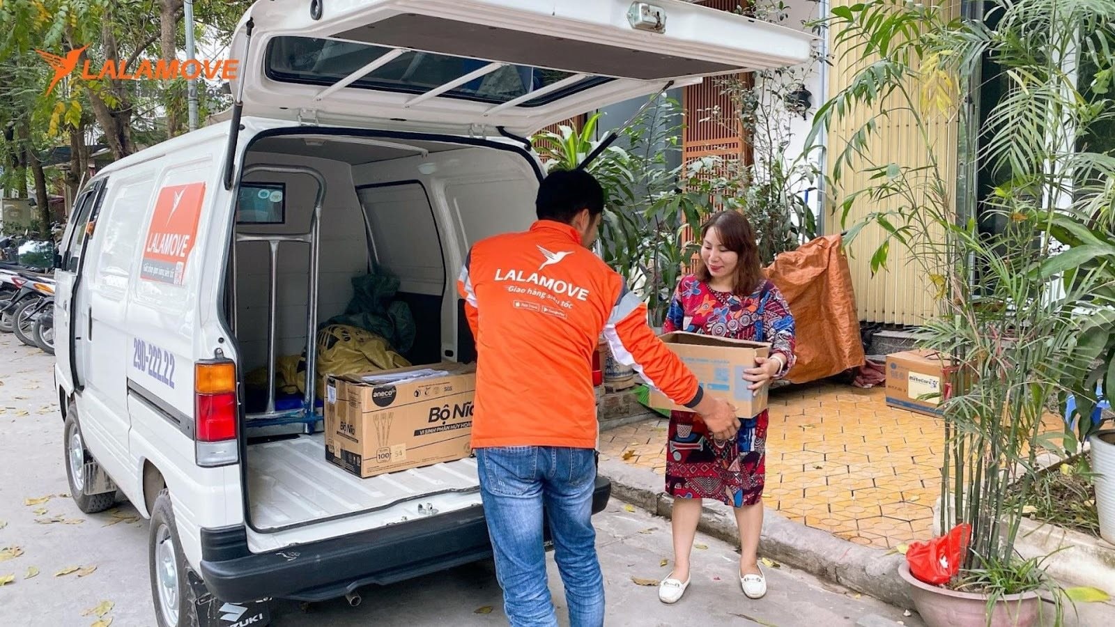 “Từ taxi sang logistics”: CEO Xanh SM đánh tiếng về tham vọng mới với VinFast EC Van- Ảnh 2.
