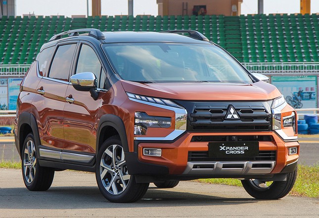 Top 10 ô tô bán chạy nhất Việt Nam trong tháng 4- Ảnh 9.