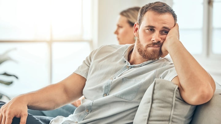 6 dấu hiệu cho thấy đàn ông chỉ giả vờ yêu bạn- Ảnh 3. 6 dấu hiệu cho thấy đàn ông chỉ giả vờ yêu bạn- Ảnh 3.