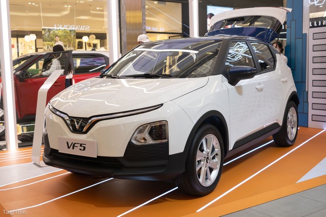 Top 10 ô tô bán chạy nhất Việt Nam trong tháng 4- Ảnh 1.