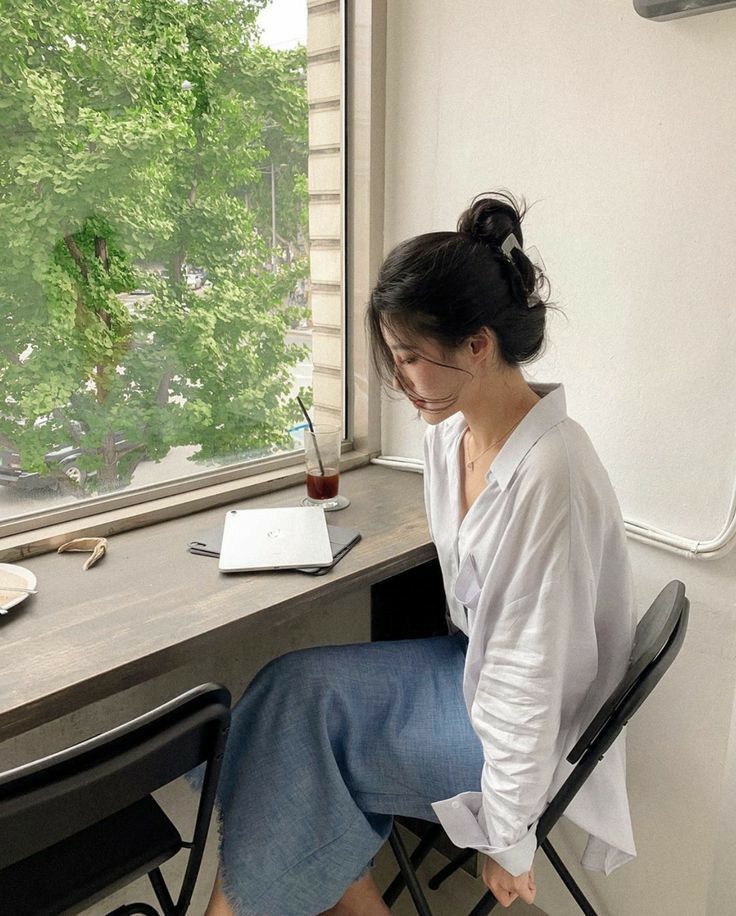 Được thừa kế ngôi nhà 400m2 cùng mảnh đất 100m2, cô gái 28 tuổi trải lòng: "Mình thất nghiệp, mình không ổn chút nào..."- Ảnh 1.