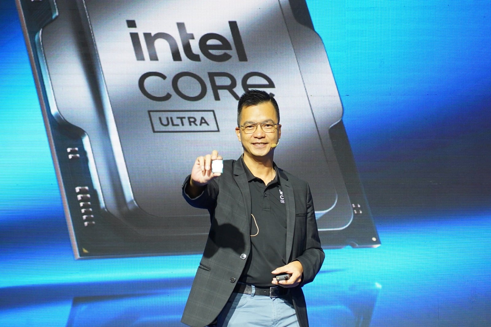 Giám đốc Quốc gia Intel Việt Nam: Thị trường AI tại Việt Nam đã chuyển từ trào lưu thành trọng tâm- Ảnh 5. Giám đốc Quốc gia Intel Việt Nam: Thị trường AI tại Việt Nam đã chuyển từ trào lưu thành trọng tâm- Ảnh 5.
