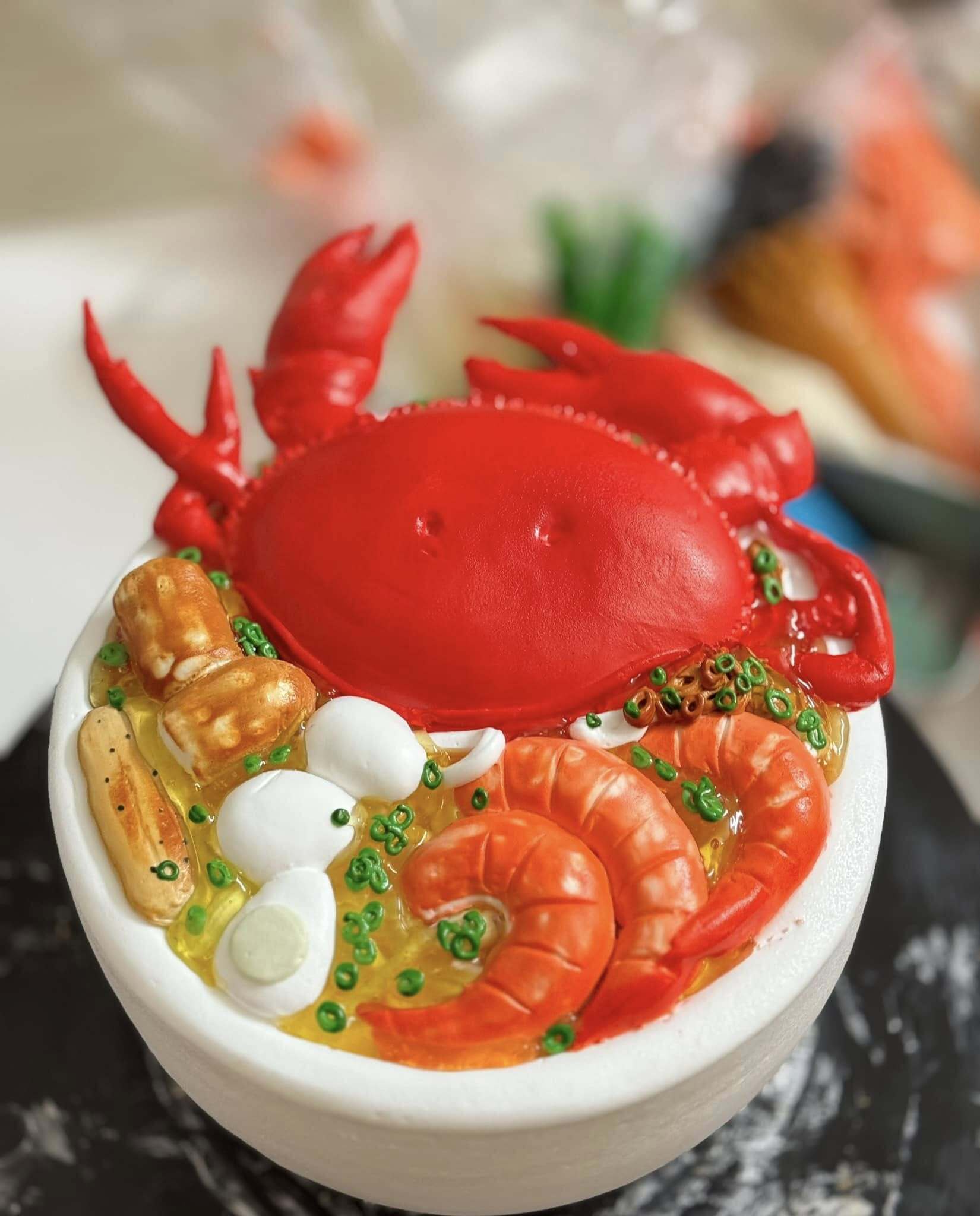 Chàng trai TP.HCM làm hoa bằng kem 'thật còn hơn cả hoa thật'- Ảnh 34.