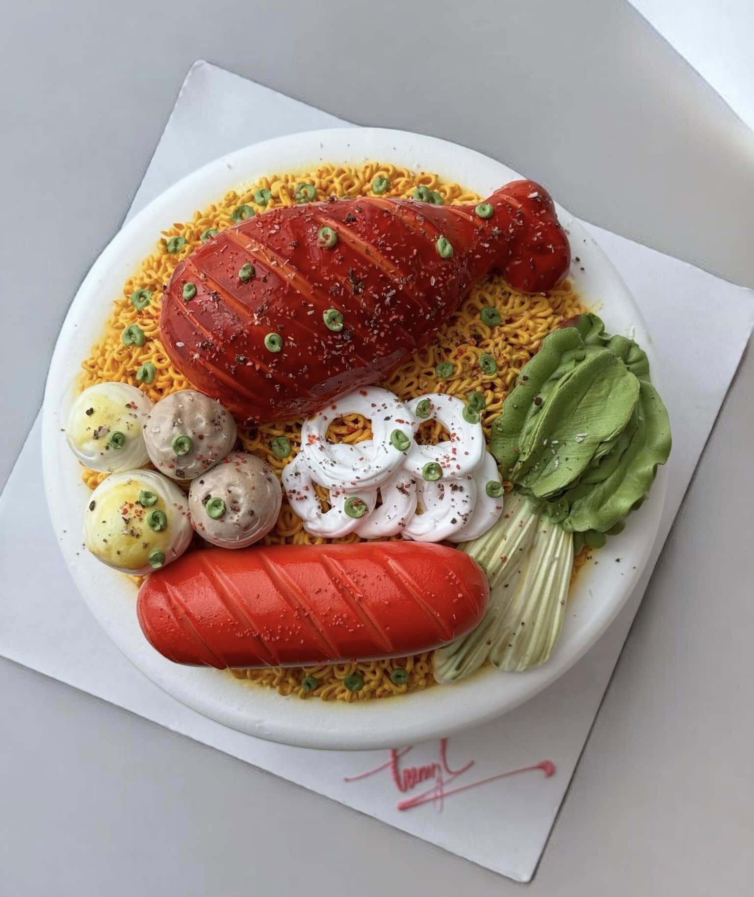 Chàng trai TP.HCM làm hoa bằng kem 'thật còn hơn cả hoa thật'- Ảnh 33.