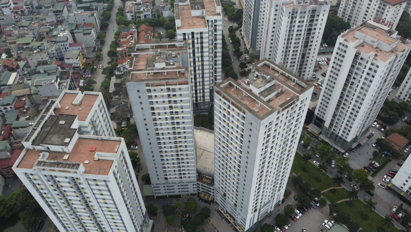 Đề xuất cán bộ đi làm xa sau sáp nhập được mua nhà ở xã hội- Ảnh 2.