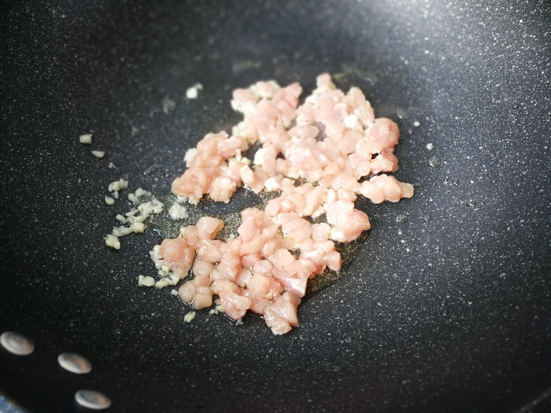 3 món ăn từ loại rau giúp gan khỏe, bảo vệ tim: Rất rẻ lại mệnh danh là 