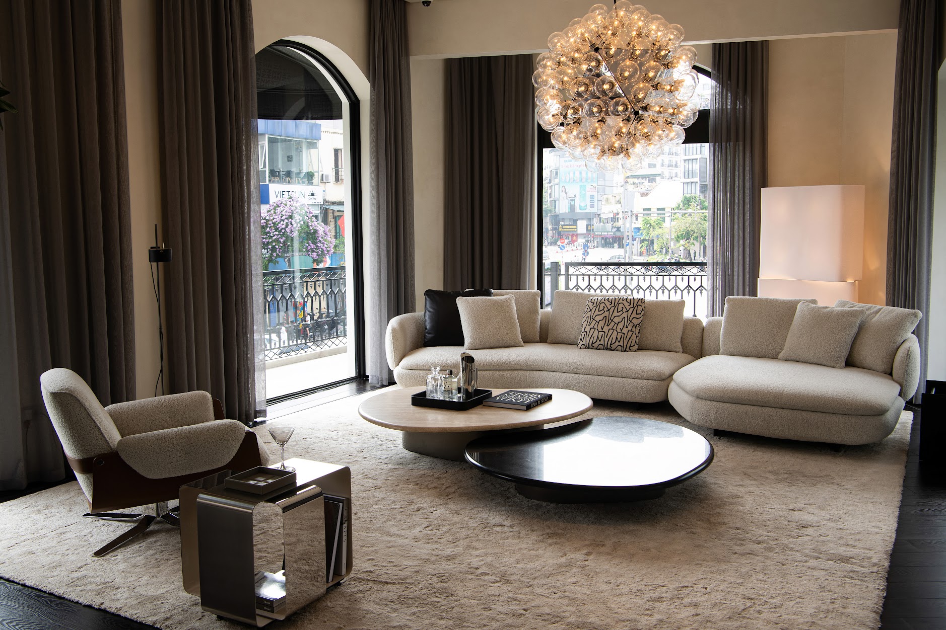 ‘Quốc bảo nội thất Ý’ mở Monobrand showroom đầu tiên tại Việt Nam, toạ lạc giữa ‘đất vàng’ Hà Nội- Ảnh 4. ‘Quốc bảo nội thất Ý’ mở Monobrand showroom đầu tiên tại Việt Nam, toạ lạc giữa ‘đất vàng’ Hà Nội- Ảnh 4.