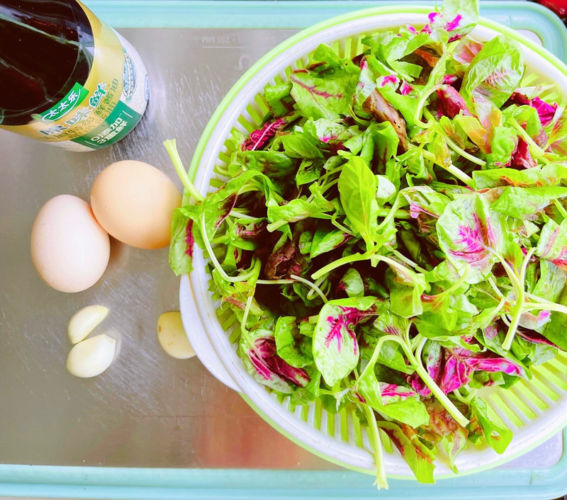 3 món ăn từ loại rau giúp gan khỏe, bảo vệ tim: Rất rẻ lại mệnh danh là 