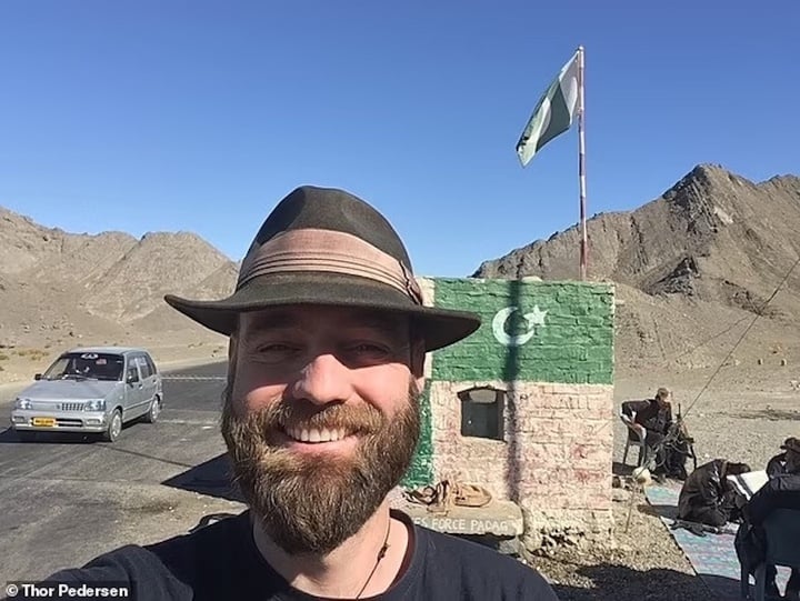 Không hề đi máy bay, người đàn ông này đã đến mọi quốc gia trên thế giới- Ảnh 5.