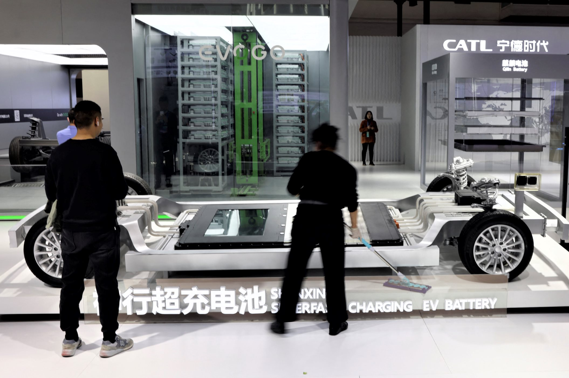 CATL - 'Vua pin' ngược chiều cả thế giới làm điều khác biệt, sản xuất 30% nguồn năng lượng phục vụ toàn cầu- Ảnh 3. CATL - 'Vua pin' ngược chiều cả thế giới làm điều khác biệt, sản xuất 30% nguồn năng lượng phục vụ toàn cầu- Ảnh 3.