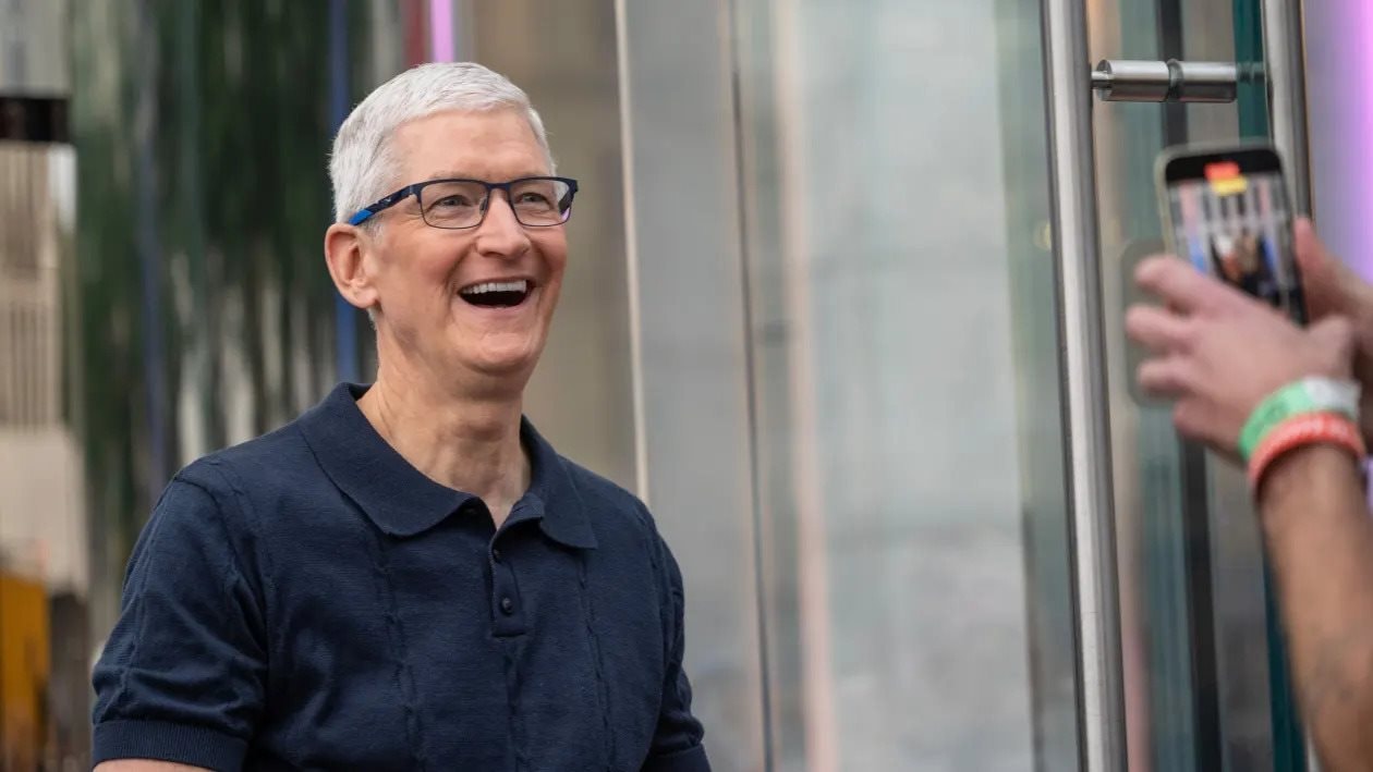 CEO Apple Tim Cook chia sẻ sự khác biệt giữa người bình thường và người xuất sắc- Ảnh 1.