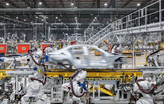 Cặp xe VinFast đã đến nước đông dân nhất thế giới: Màu sơn 'không dành để bán', tiết lộ điều gì?- Ảnh 6.