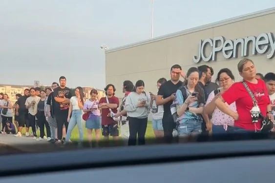 Mặc kệ thương chiến Mỹ - Trung, nữ sinh y khoa chi đến 5,2 triệu mua thứ này để "đầu tư cho cảm xúc"- Ảnh 2.