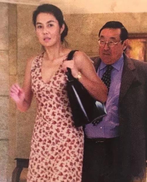 Cuộc chiến hào môn kịch tính hơn phim: Nữ minh tinh "cao tay" thu phục toàn bộ nhân tình của chồng, cuối cùng hốt trọn khối tài sản khổng lồ- Ảnh 4. Cuộc chiến hào môn kịch tính hơn phim: Nữ minh tinh "cao tay" thu phục toàn bộ nhân tình của chồng, cuối cùng hốt trọn khối tài sản khổng lồ- Ảnh 4.
