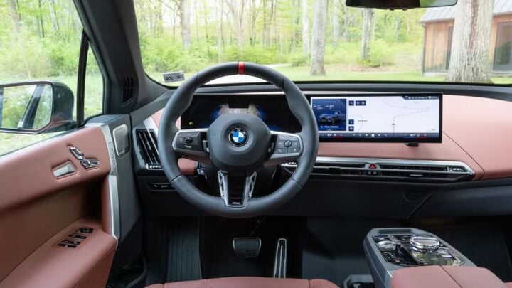 BMW iX 2026: Bước tiến vượt trội của SUV điện hạng sang- Ảnh 4.