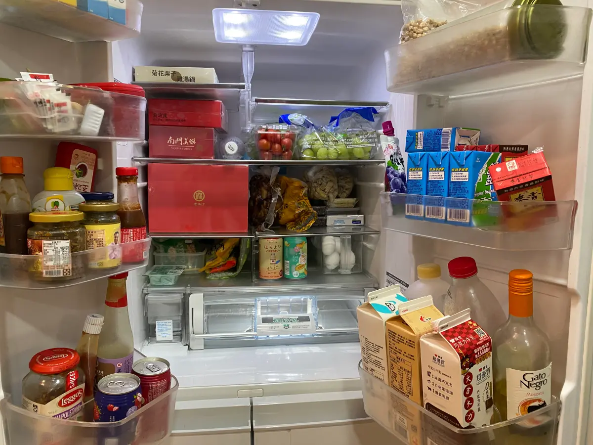 Không ai ngờ việc lau tủ lạnh mỗi tuần lại giúp mẹ tôi tiết kiệm gần 3 triệu chỉ trong vài tháng- Ảnh 1.