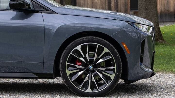 BMW iX 2026: Bước tiến vượt trội của SUV điện hạng sang- Ảnh 2.