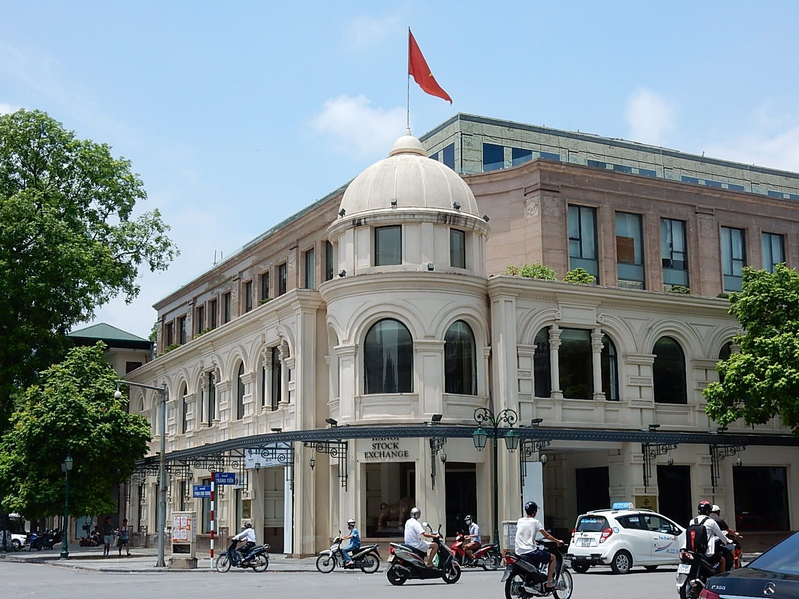 Chỉ số chứng khoán Việt Nam vào top tốt nhất thế giới, vượt qua cả Mỹ và loạt nước ASEAN- Ảnh 1. Chỉ số chứng khoán Việt Nam vào top tốt nhất thế giới, vượt qua cả Mỹ và loạt nước ASEAN- Ảnh 1.