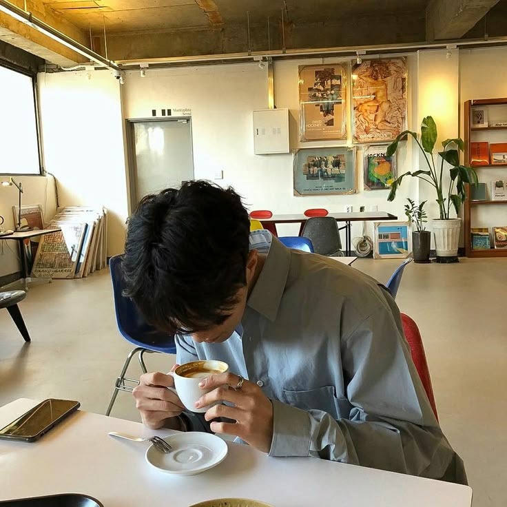 1 kiểu kiếm tiền nên tránh càng xa càng tốt, nhất là dính tới bạn thân- Ảnh 2.