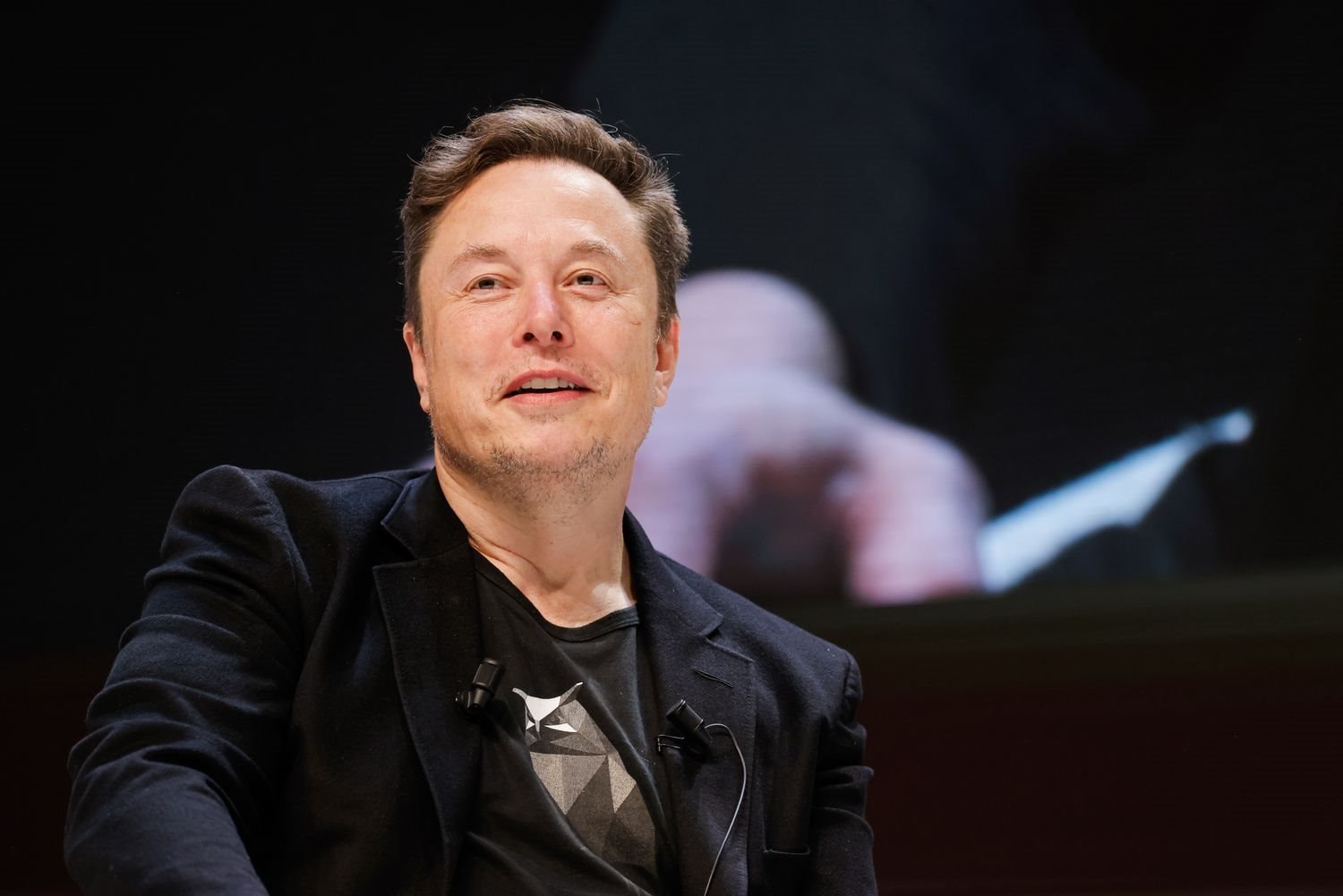 Elon Musk âm mưu lật đổ Uber, Grab bằng xe điện với hơn 160.000 km dữ liệu mỗi phút- Ảnh 1.