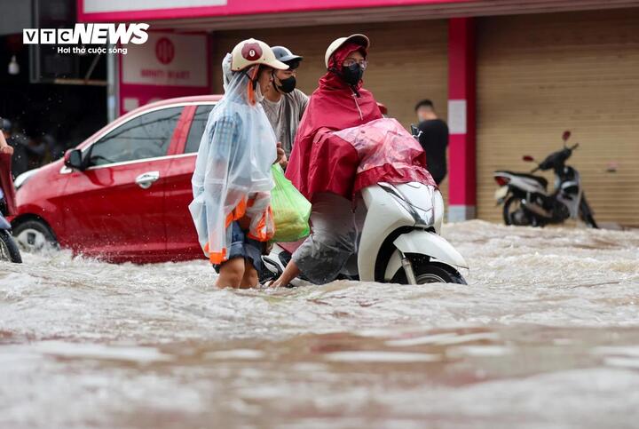 Dự báo mưa lớn từ Bắc vào Nam và thời tiết cả nước 10 ngày tới- Ảnh 1. Dự báo mưa lớn từ Bắc vào Nam và thời tiết cả nước 10 ngày tới- Ảnh 1.