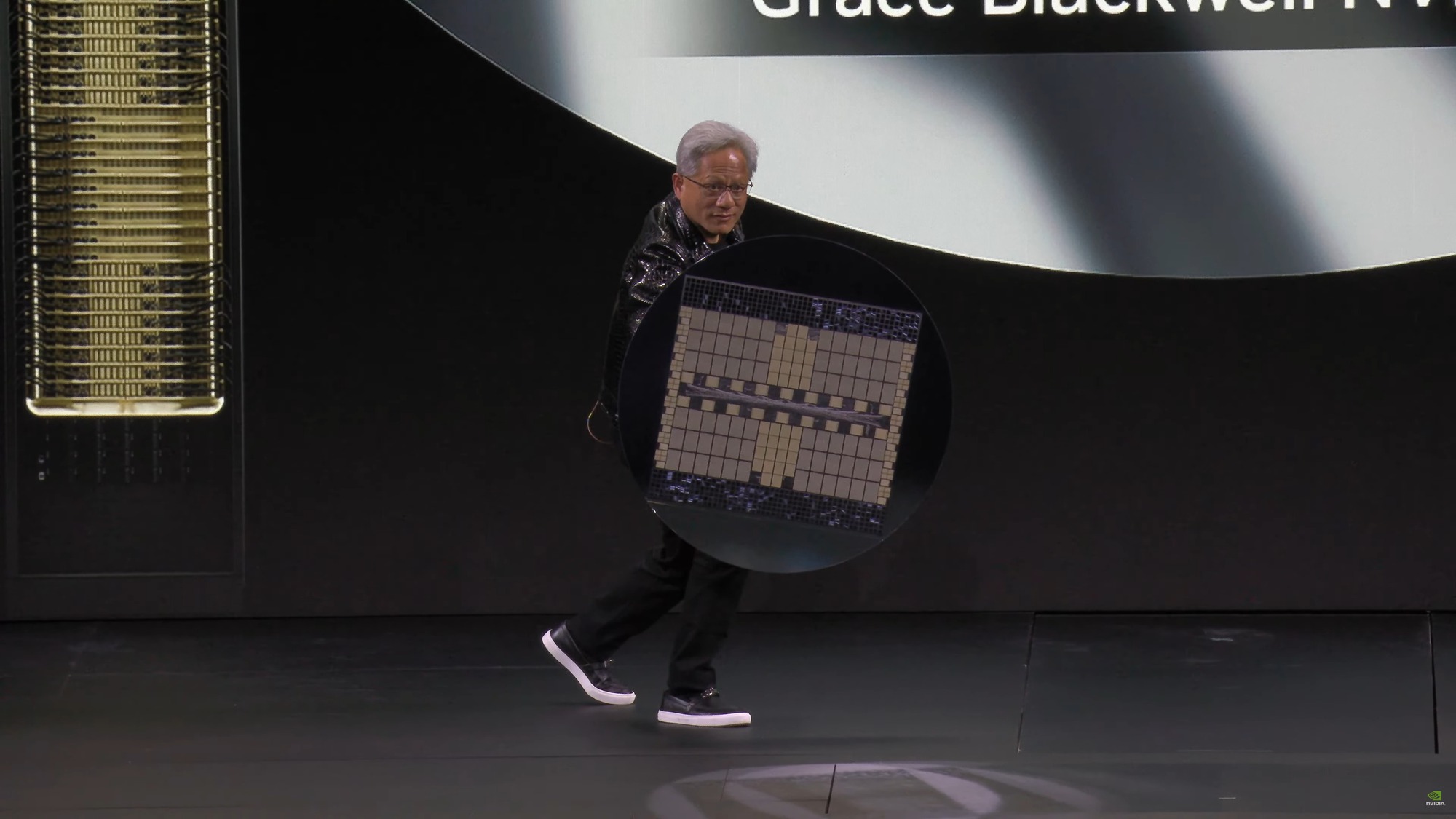 CEO Jensen Huang tuyên bố: “Định luật Moore đã chết, giờ là thời của Định luật Huang” – NVIDIA có thể nhân đôi hiệu năng chỉ trong một quý- Ảnh 1.