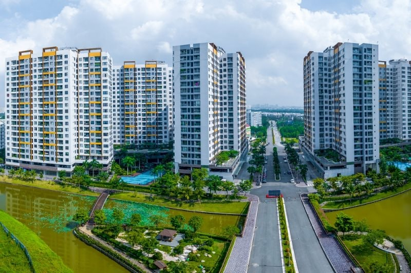 "Cắt cơn sốt" chung cư, nhà thấp tầng âm thầm tăng tốc với giá sơ cấp chạm mốc 226 triệu đồng/m2- Ảnh 1. "Cắt cơn sốt" chung cư, nhà thấp tầng âm thầm tăng tốc với giá sơ cấp chạm mốc 226 triệu đồng/m2- Ảnh 1.