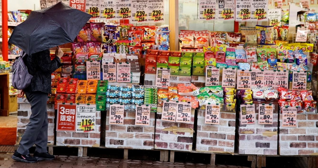 Cơn đau đầu của nền kinh tế thứ 4 thế giới- Ảnh 1.