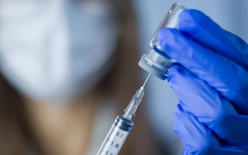 Đề xuất cho phép doanh nghiệp, bệnh viện nhập khẩu vaccine COVID-19 chủ động ứng phó dịch bệnh- Ảnh 1.