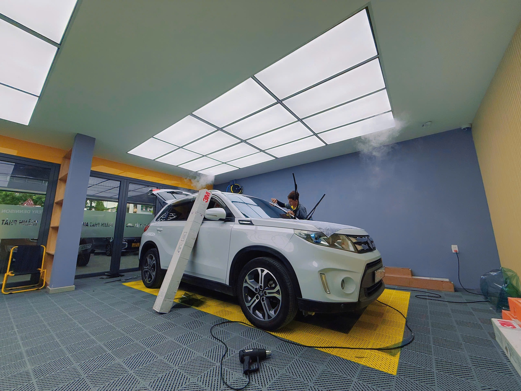 Thành Phát Auto – Địa điểm dán phim cách nhiệt ô tô tại TP.HCM- Ảnh 3. Thành Phát Auto – Địa điểm dán phim cách nhiệt ô tô tại TP.HCM- Ảnh 3.