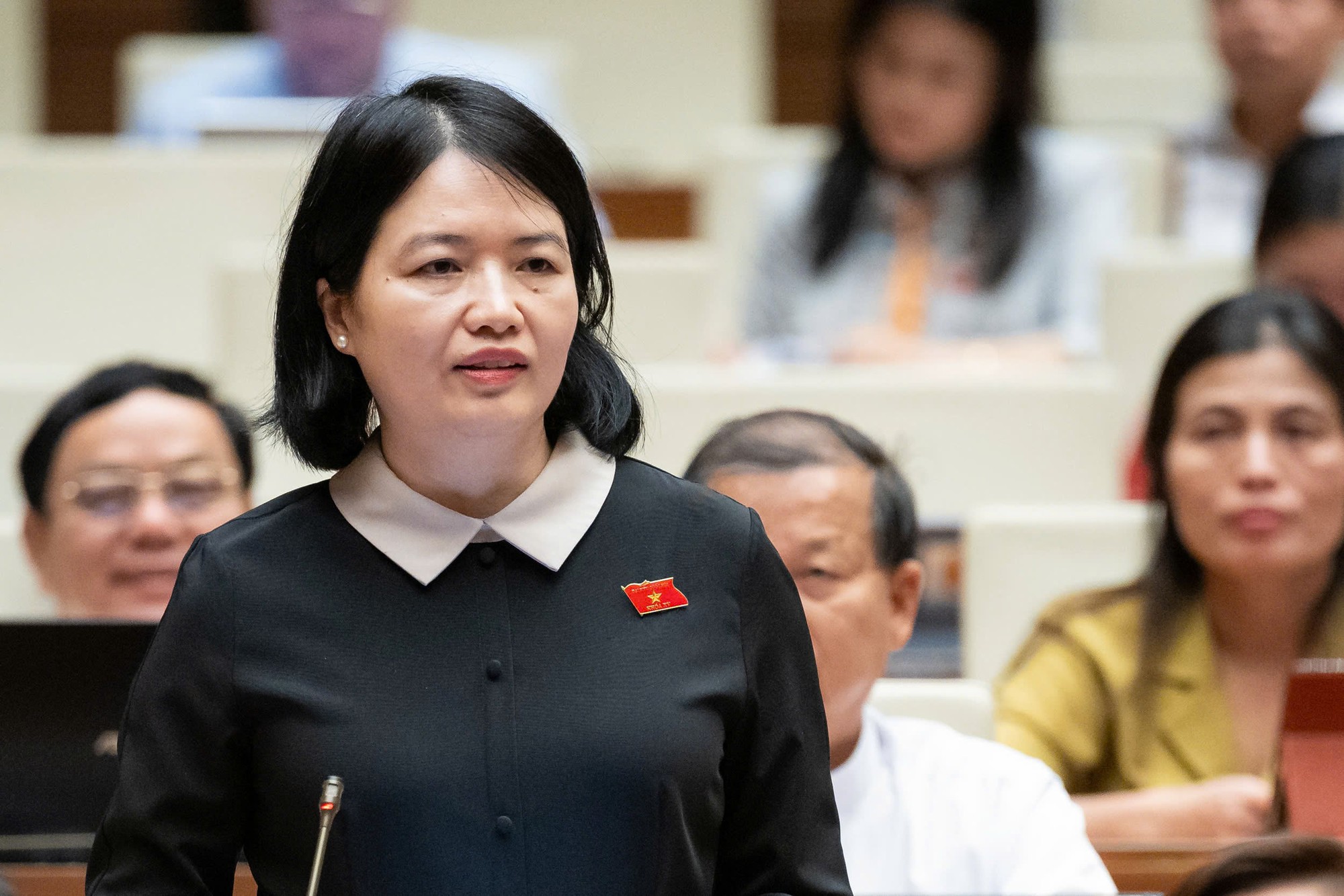 Ma trận quảng cáo: Khi người nổi tiếng “đánh cắp” niềm tin của người tiêu dùng- Ảnh 2. Ma trận quảng cáo: Khi người nổi tiếng “đánh cắp” niềm tin của người tiêu dùng- Ảnh 2.