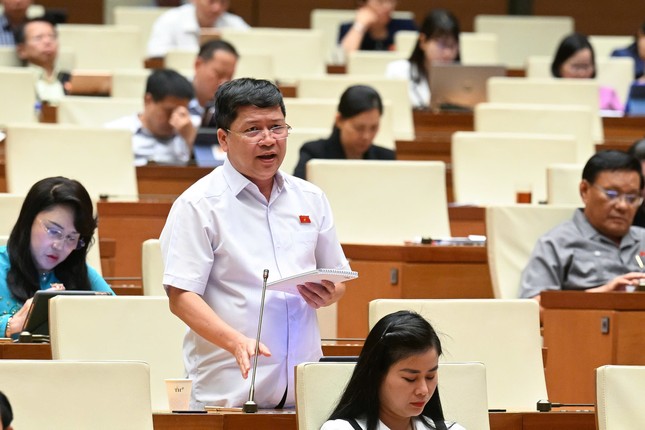 Ước mơ và thực tế phũ phàng: 'Tiền lương không tăng nhưng giá nhà tăng liên tục'- Ảnh 2. Ước mơ và thực tế phũ phàng: 'Tiền lương không tăng nhưng giá nhà tăng liên tục'- Ảnh 2.