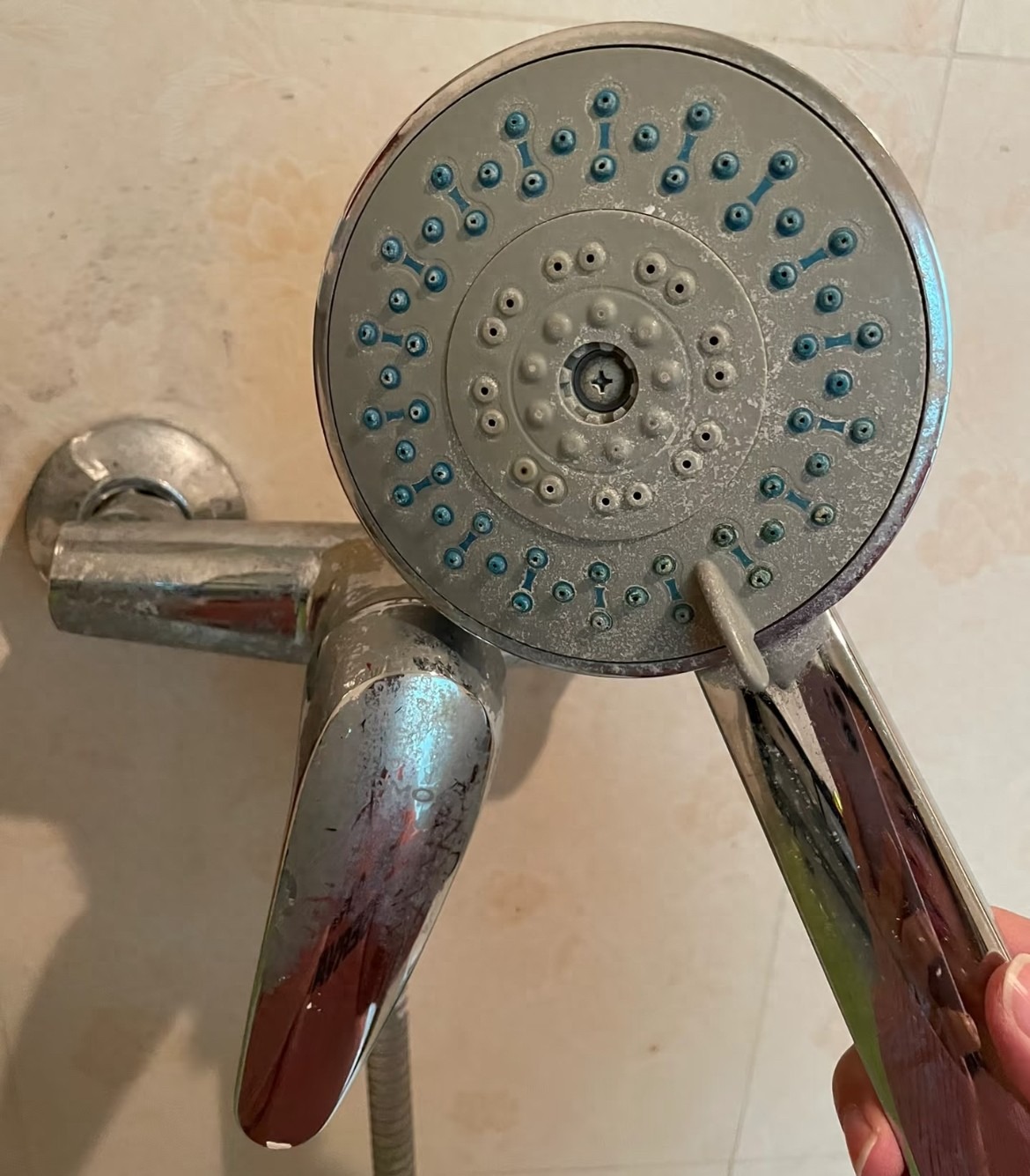 Lười mấy cũng phải dọn sạch 10 nơi này kẻo bệnh tật tìm đến, số 9 hầu như người Việt quên béng!- Ảnh 2. Lười mấy cũng phải dọn sạch 10 nơi này kẻo bệnh tật tìm đến, số 9 hầu như người Việt quên béng!- Ảnh 2.