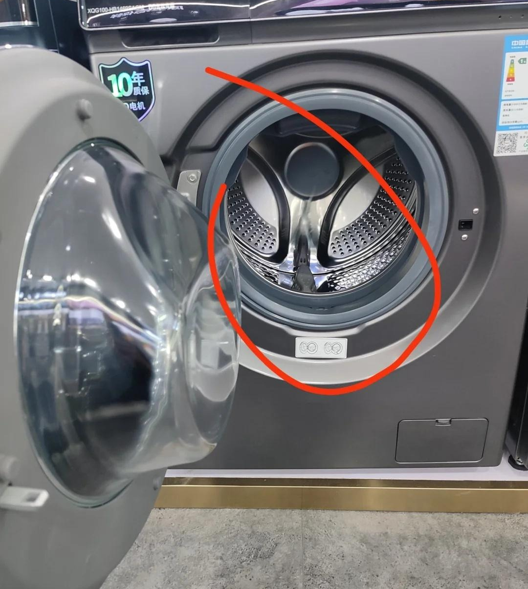 1 SAI LẦM khi dùng máy giặt khiến quần áo 1 SAI LẦM khi dùng máy giặt khiến quần áo