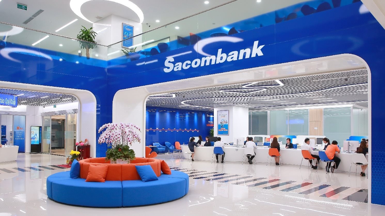 Tài chính tuần qua: CEO Sacombank rời “ghế nóng” sau 8 năm điều hành, các nhà băng liên tục “xóa sổ” phòng giao dịch- Ảnh 3.