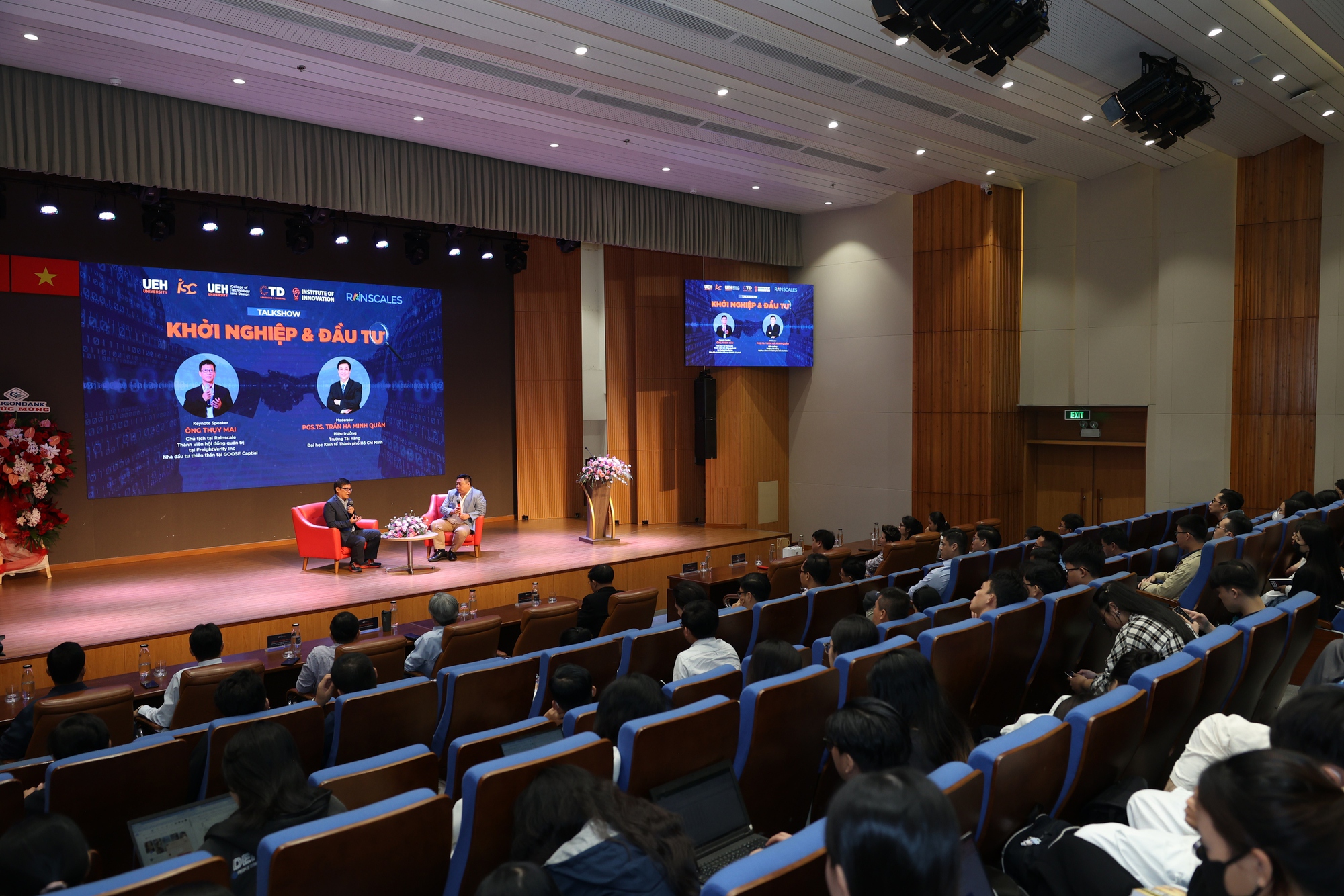 Đưa môi trường đầu tư và khởi nghiệp sáng tạo của TP HCM sánh ngang Singapore- Ảnh 1.