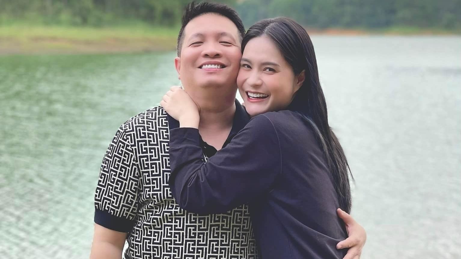 Cơn bão hàng giả cuốn phăng nhiều nghệ sĩ Việt- Ảnh 1.