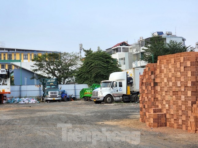 Thủ tục hành là chính, loạt lý do ‘bóp nghẹt’ doanh nghiệp Việt trên sân nhà- Ảnh 1.